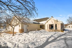 2599 Parkview Dr - Photo 12