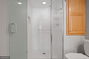 2599 Parkview Dr - Photo 30