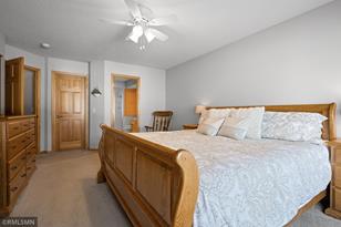 2599 Parkview Dr - Photo 28