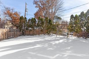 2923 Ewing Ave S - Photo 32