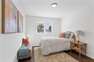 2923 Ewing Ave S - Photo 10