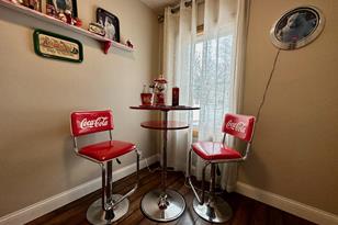 918 W Summit Ave - Photo 8