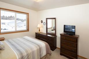 115 Belmont St - Photo 6