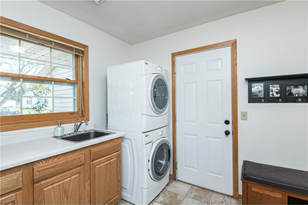 4235 Stoneham Ln, Rochester MN  55901-3719 exterior