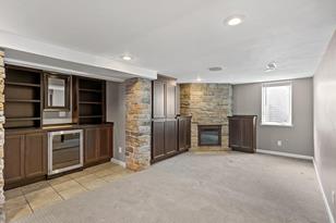 801 Iowa Ave W - Photo 14