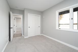 16000 Eagle Creek Ave SE - Photo 18