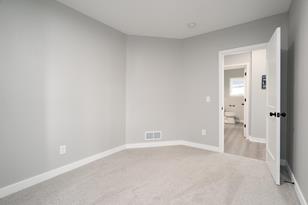 16000 Eagle Creek Ave SE - Photo 22