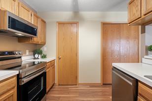 11411 Elmwood Ave N - Photo 4