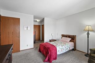 1666 Coffman St - Photo 10