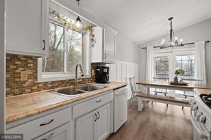 16649 Gehrig St NE - Photo 8