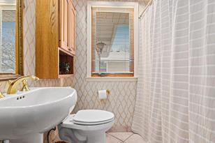 1141 Sandhurst Dr W - Photo 10