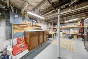 108 E Chestnut St - Photo 46