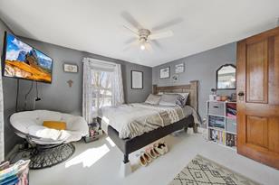 108 E Chestnut St - Photo 30