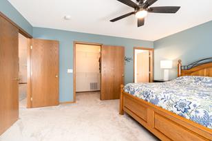 7554 Ojibway Park Bay - Photo 16