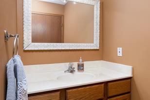 7554 Ojibway Park Bay - Photo 14