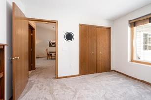 7554 Ojibway Park Bay - Photo 10