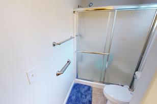 905 17th St SE - Photo 16