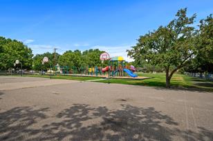 402 Clifton St - Photo 50