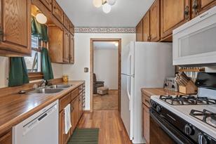 621 Helene Pl NE - Photo 10