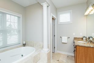 1604 Redwood Ln SW - Photo 14