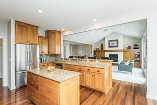 1604 Redwood Ln SW - Photo 6