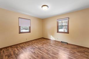 6048 Elm St - Photo 10