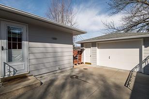 915 24th St NW - Photo 20