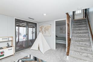 915 24th St NW - Photo 8