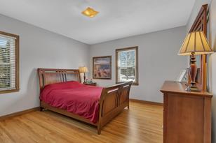 1005 27th Ave N - Photo 4