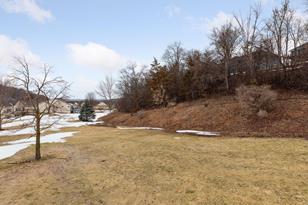 2055 Rushmore Dr - Photo 14