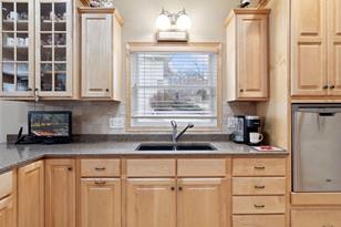 2055 Rushmore Dr - Photo 28