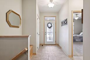 2055 Rushmore Dr - Photo 12