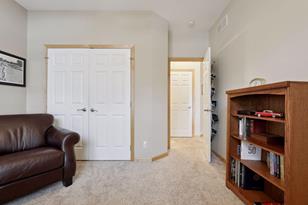 2055 Rushmore Dr - Photo 20
