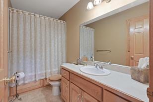 5016 Marigold Ave N - Photo 10