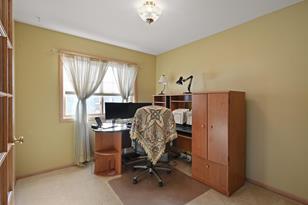 5016 Marigold Ave N - Photo 8