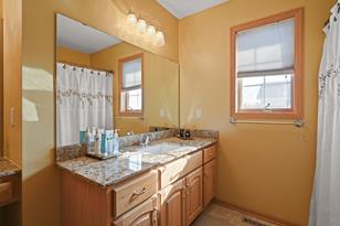 5016 Marigold Ave N - Photo 14