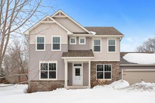 20810 Pacific Cir - Photo 4