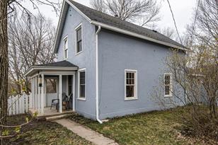 102 9th St W - Photo 10