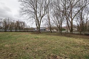 102 9th St W - Photo 16