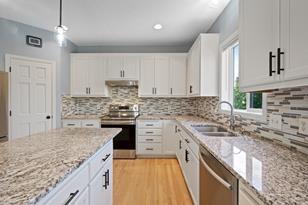 1820 Wyndam Dr - Photo 8