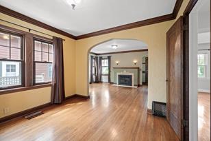 5729 Wentworth Ave - Photo 8