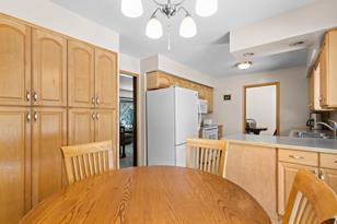 536 10th Ave SW - Photo 4