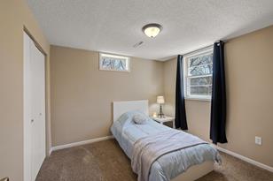 10020 Upton Rd - Photo 24