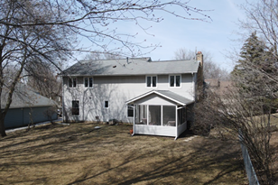 8403 68th St, Cottage Grove MN  55016-1284 exterior