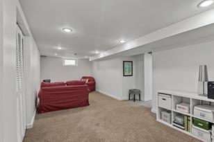 2927 Cleveland Street NE - Photo 16