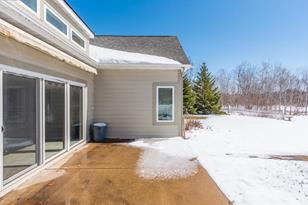 1067 Holton Ave - Photo 18