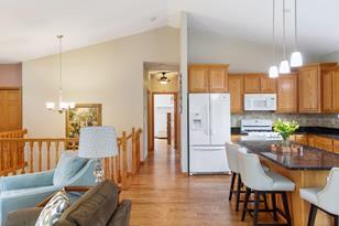 605 4th St N - Photo 36