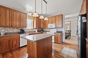 16551 Irwinton Cir - Photo 4