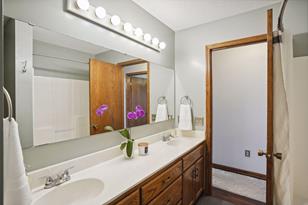 804 Woodridge Dr S - Photo 8