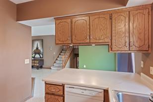 629 5th St SW - Photo 8